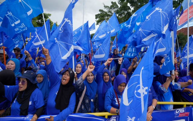 UMNO, Rakan BN bertanding kerusi MCA, MIC