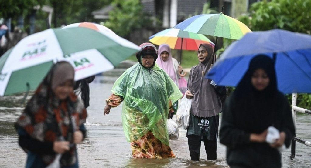 Hujan Lebat Tahap Buruk Dijangka Berlaku Di Kelantan, Terengganu Dan ...