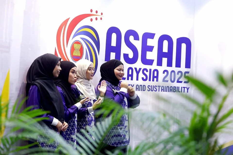 Malaysia akan wujudkan pusat pemerkasaan ekonomi wanita ASEAN – Tengku Zafrul