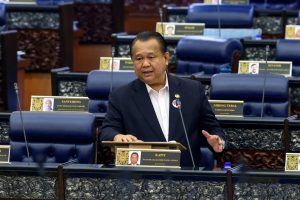 Peruntukan penyelenggaraan jalan Sabah, Sarawak melonjak 300 peratus – Alexander