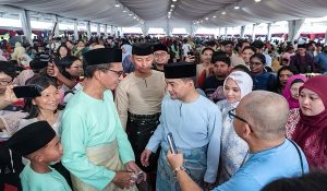 Lebih 20,000 meriahkan Rumah Terbuka Aidilfitri Menteri Besar Johor
