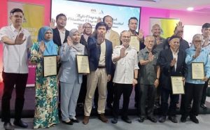 Sebar berita palsu melalui media sosial: MCMC buka 45 kertas siasatan -Fahmi