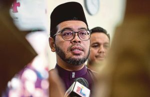 Beri ruang pihak berkuasa siasat isu azan – menteri