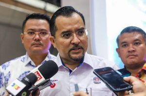 UMNO, PH bertemu minggu depan bincang krisis N9 termasuk kedudukan Aminuddin -Asyraf