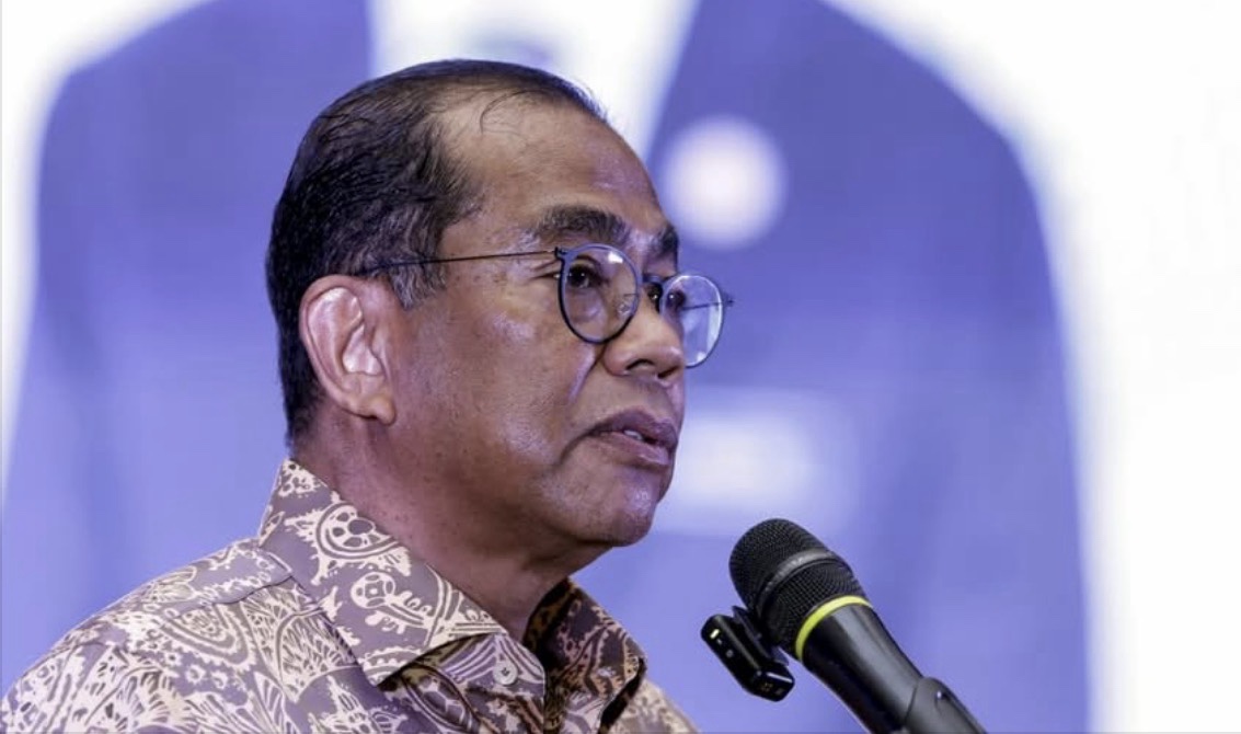 Pembatalan peluru berpandu dari Norway: Malaysia hantar notis tuntutan lebih RM1 bilion -Khaled Nordin