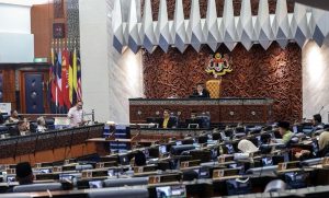Speaker Dewan Rakyat terima notis perletakan jawatan Rafizi, Nik Nazmi