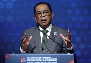 Batal kontrak NSM: Malaysia cari pengganti, tuntut pampasan daripada Norway – Khaled Nordin
