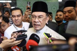 Hanya Agong ada kuasa batal lantikan Azam Baki dalam NFCC – PM Anwar