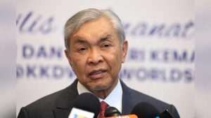 Jangan positif sangat dengan Pas, mereka boleh tukar ‘goal post’ bila-bila masa – Ahmad Zahid
