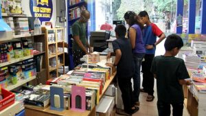 Baucar Buku MADANI RM100 boleh ditebus mulai esok, manfaatkan 1.18 juta pelajar IPT – KPT
