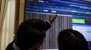 Dana asing kembali sokong Bursa, FBM KLCI ditutup tinggi