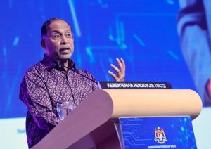 Mansuh AUKU: Perlu teliti menyeluruh kerangka pendidikan tinggi, bukan sekadar kepentingan mahasiswa – Zambry