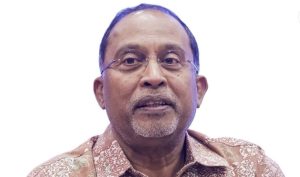 Pendidikan Bumiputera perlu beralih daripada kuota kepada keupayaan diri – Zambry