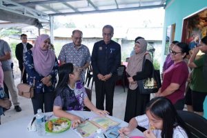 Menteri Kesihatan ziarah keluarga mendiang Debra