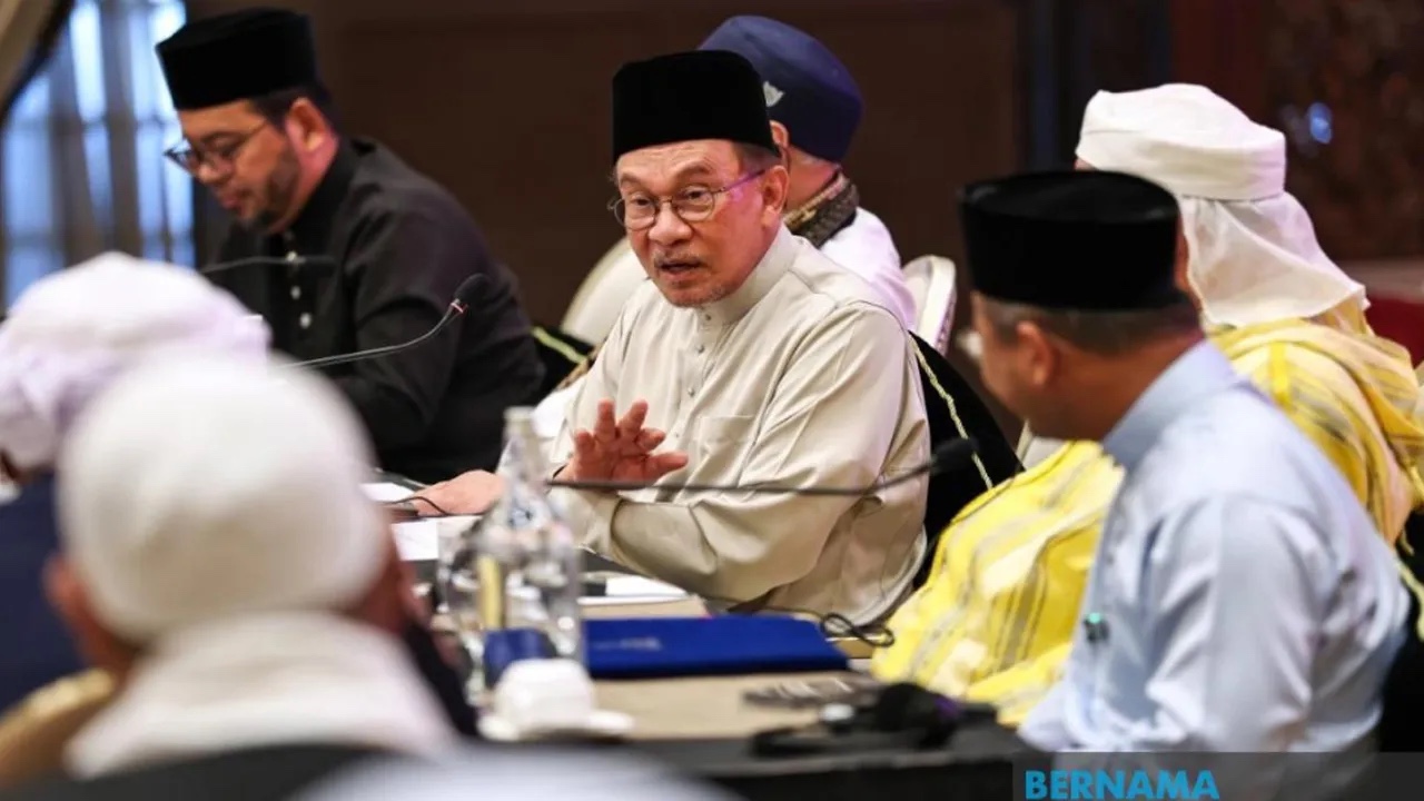 Kerajaan akan bantu perkemas dan martabat institusi pondok – PM Anwar