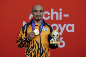 Azizulhasni rangkul emas acara keirin
