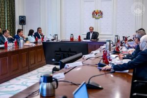 Kerajaan galak rakyat guna aplikasi navigasi TuJu, ganti Waze – PM