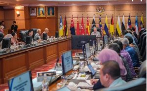 Sabah, Sarawak dan Labuan perlukan pelan tindakan penstabilan harga bantu rakyat mendepani cabaran ekonomi – TPM Fadillah