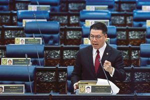 KPKT teliti penambahbaikan perundangan atasi isu kenderaan terbiar – Kor Ming